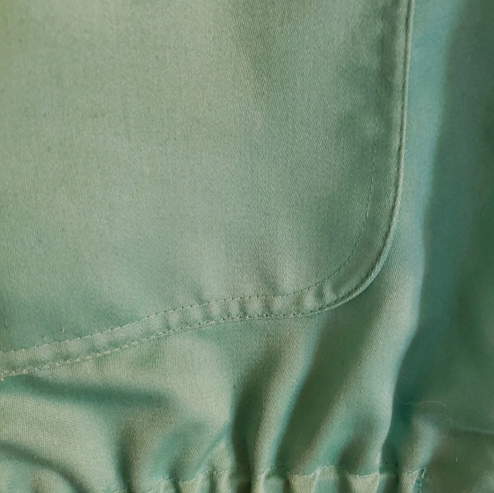 Aqua Ladies Windbreaker. S MED - Picture 4 of 8